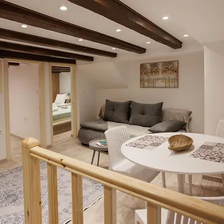 Apartment Spianada Ground Floor Next To Liston *